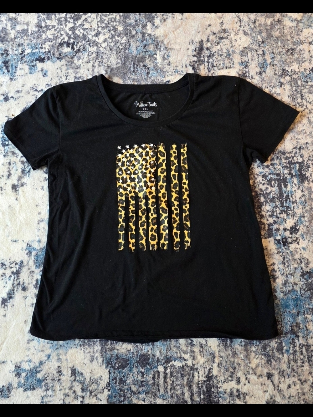 💥💥5 For $25💥💥 Black Tee with Leopard Flag Graphic